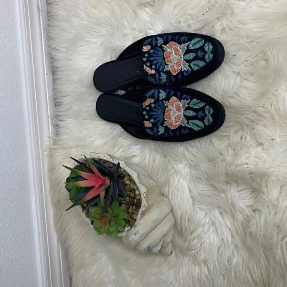 Rebecca Minkoff raylee embroidered loafers 7.5