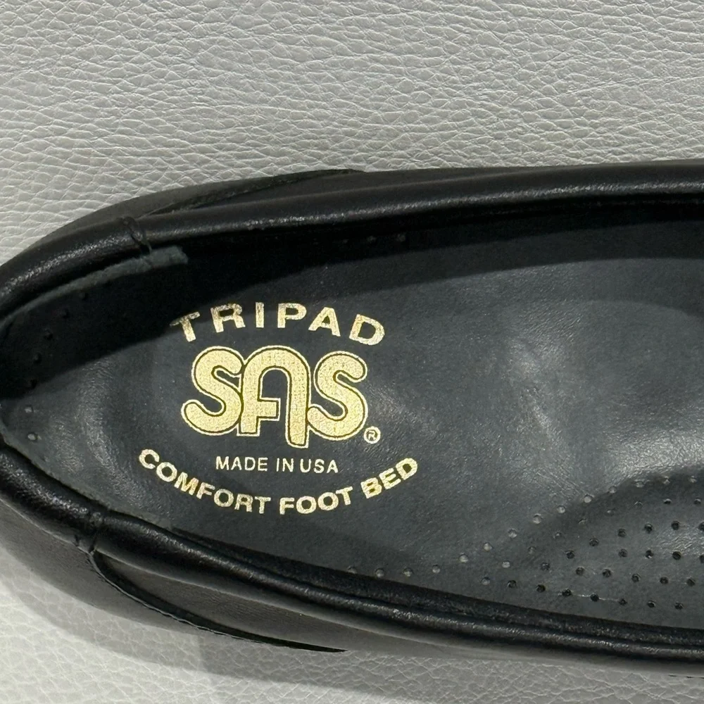 SAS Tripad Easier Slip On Wedge Black Leather Loafers Women's Size 7.5 M