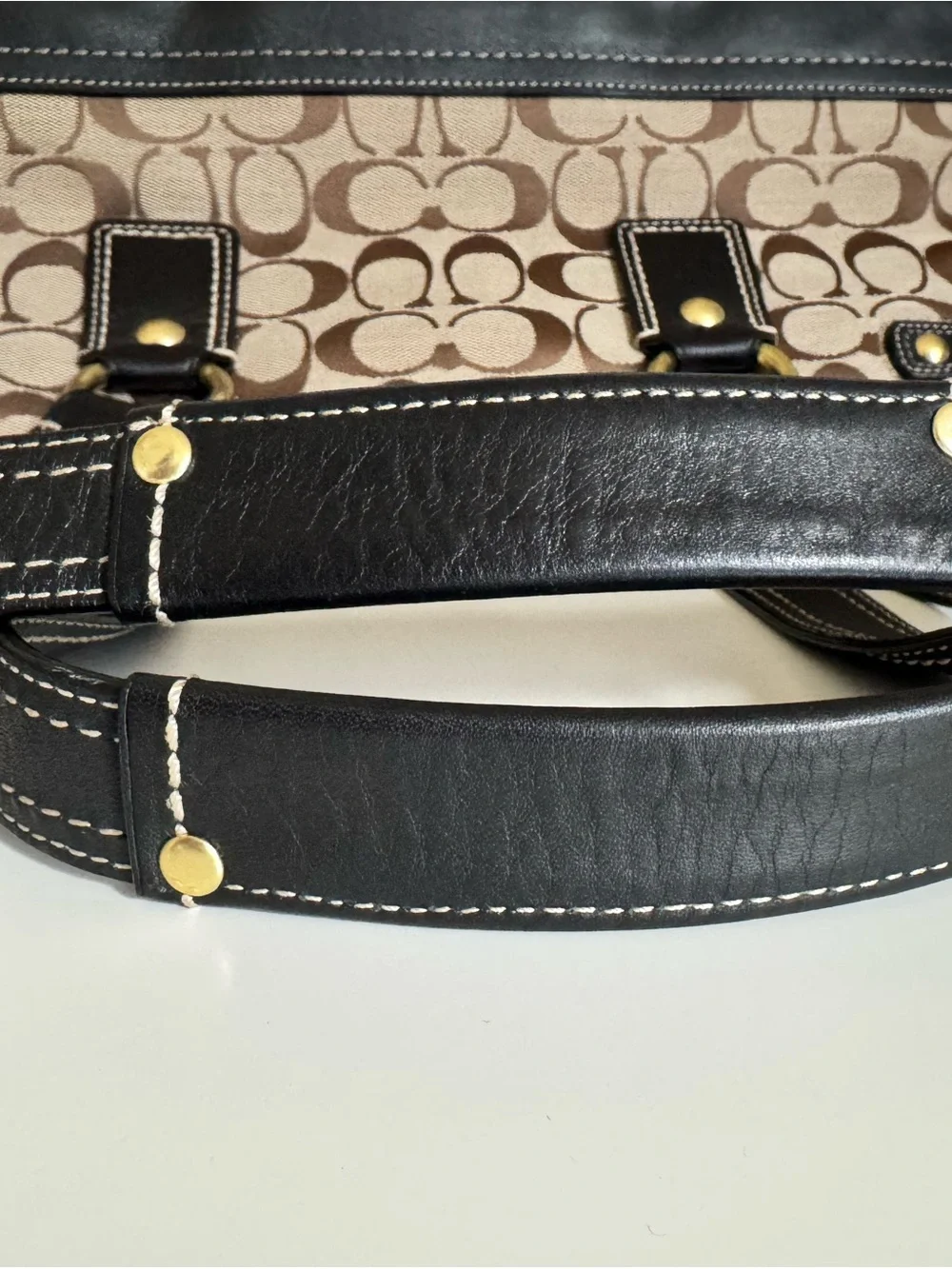 Coach legacy signature