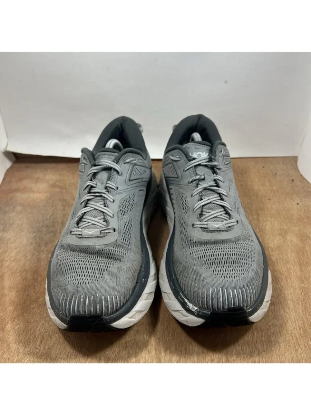 Hoka One One Bondi 7 Men's Size 11.5 Running Shoes Gray