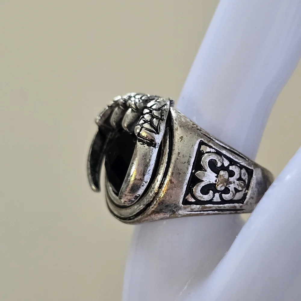 Silver-Tone Black Stone Claw Ring Size 10