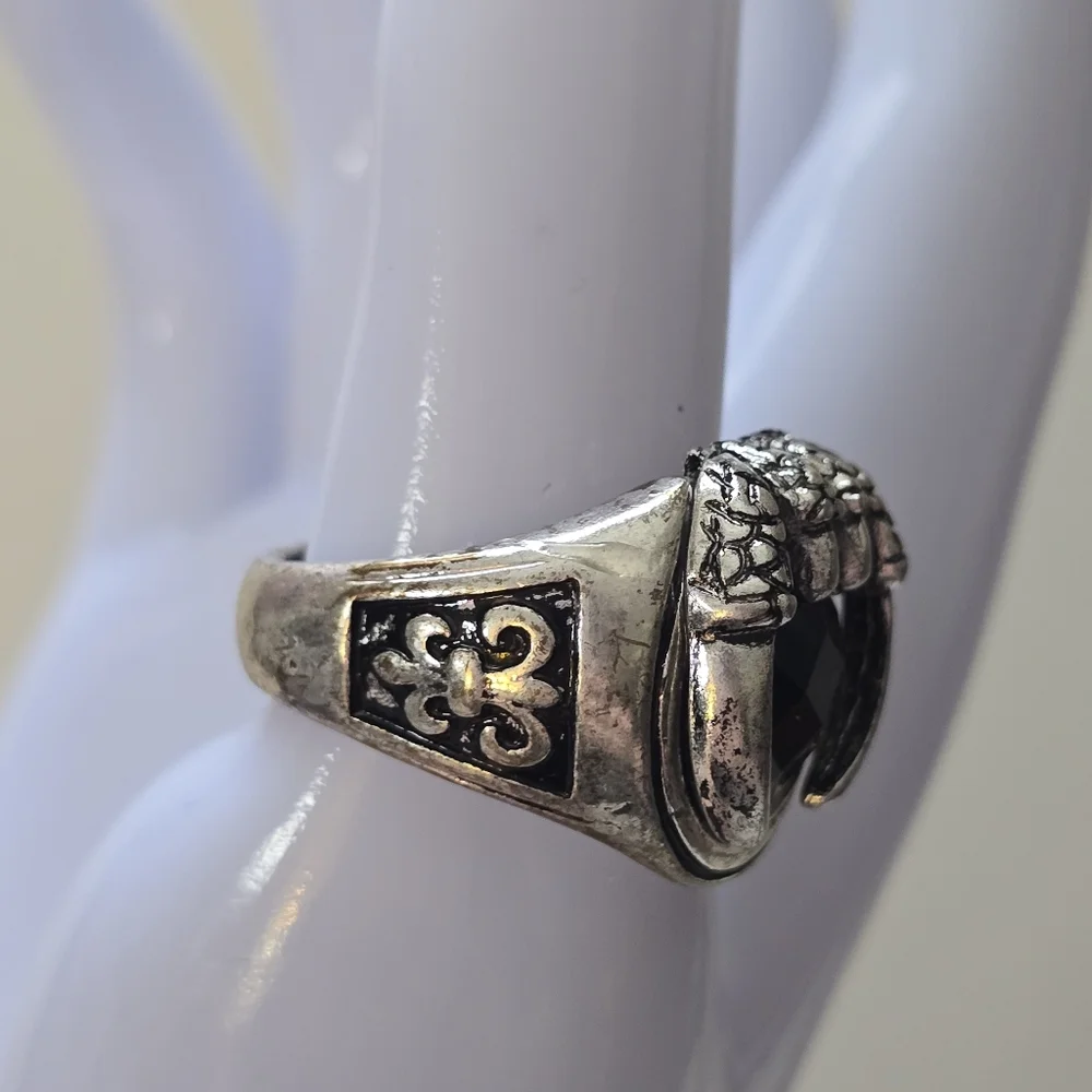 Silver-Tone Black Stone Claw Ring Size 10