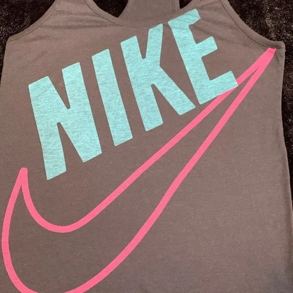 Nike women’s black