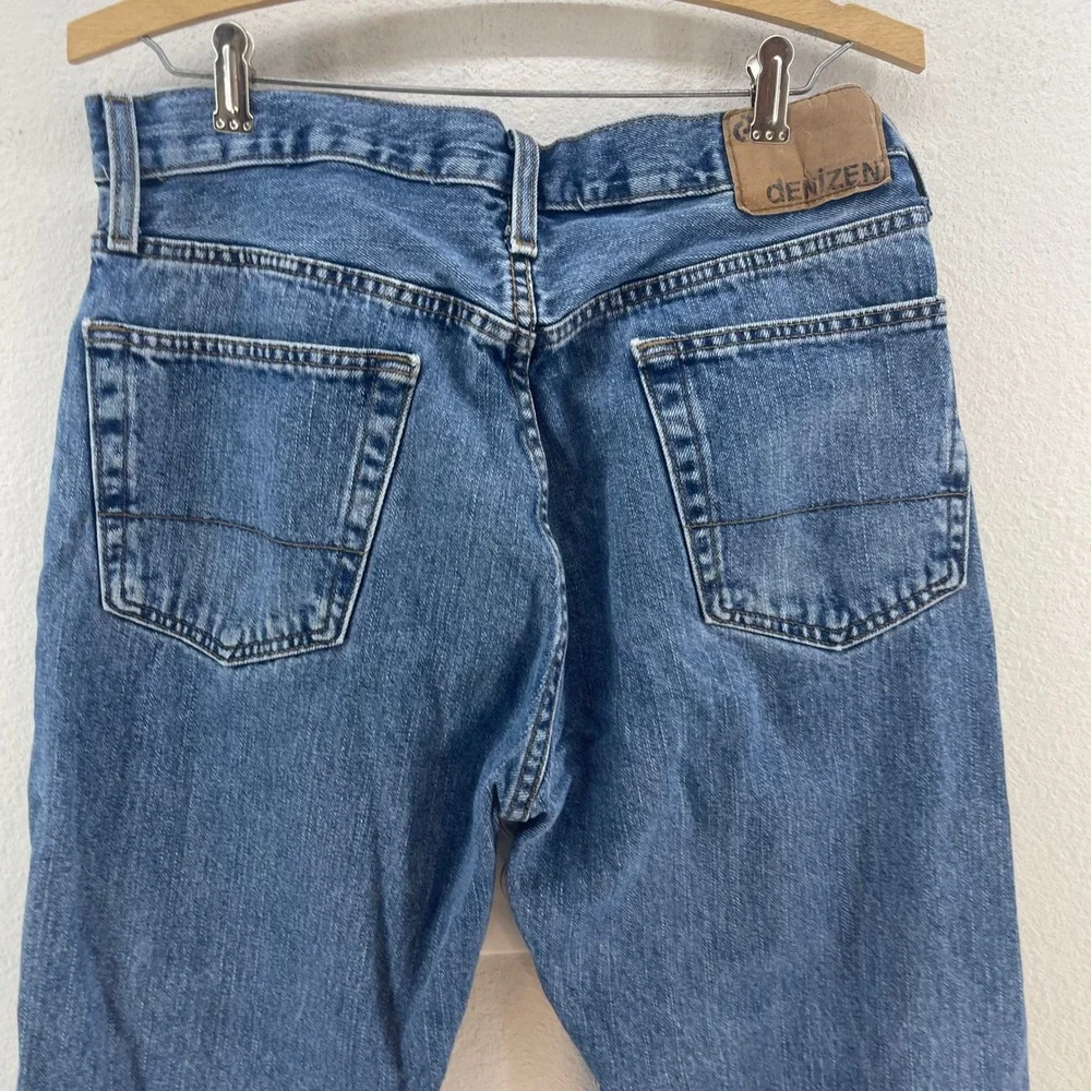 Denizen from Levis denizen from