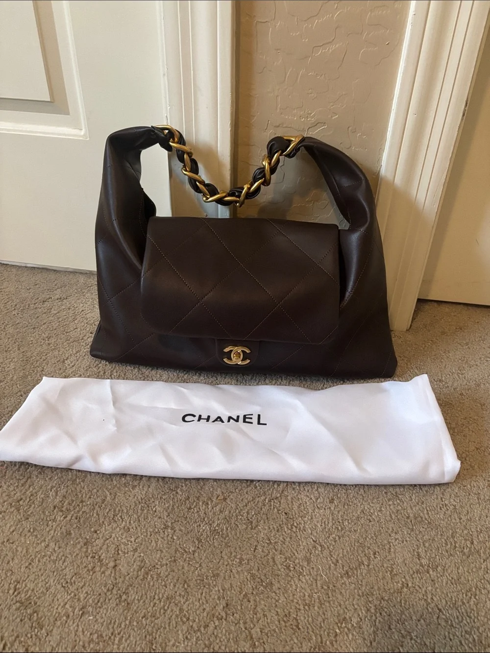 UNBRANDED Dark Brown Quilted Leather Shoulder Bag with Gold Chain