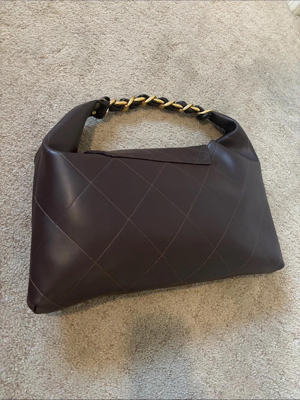 The Unbranded Brand shoulder bag