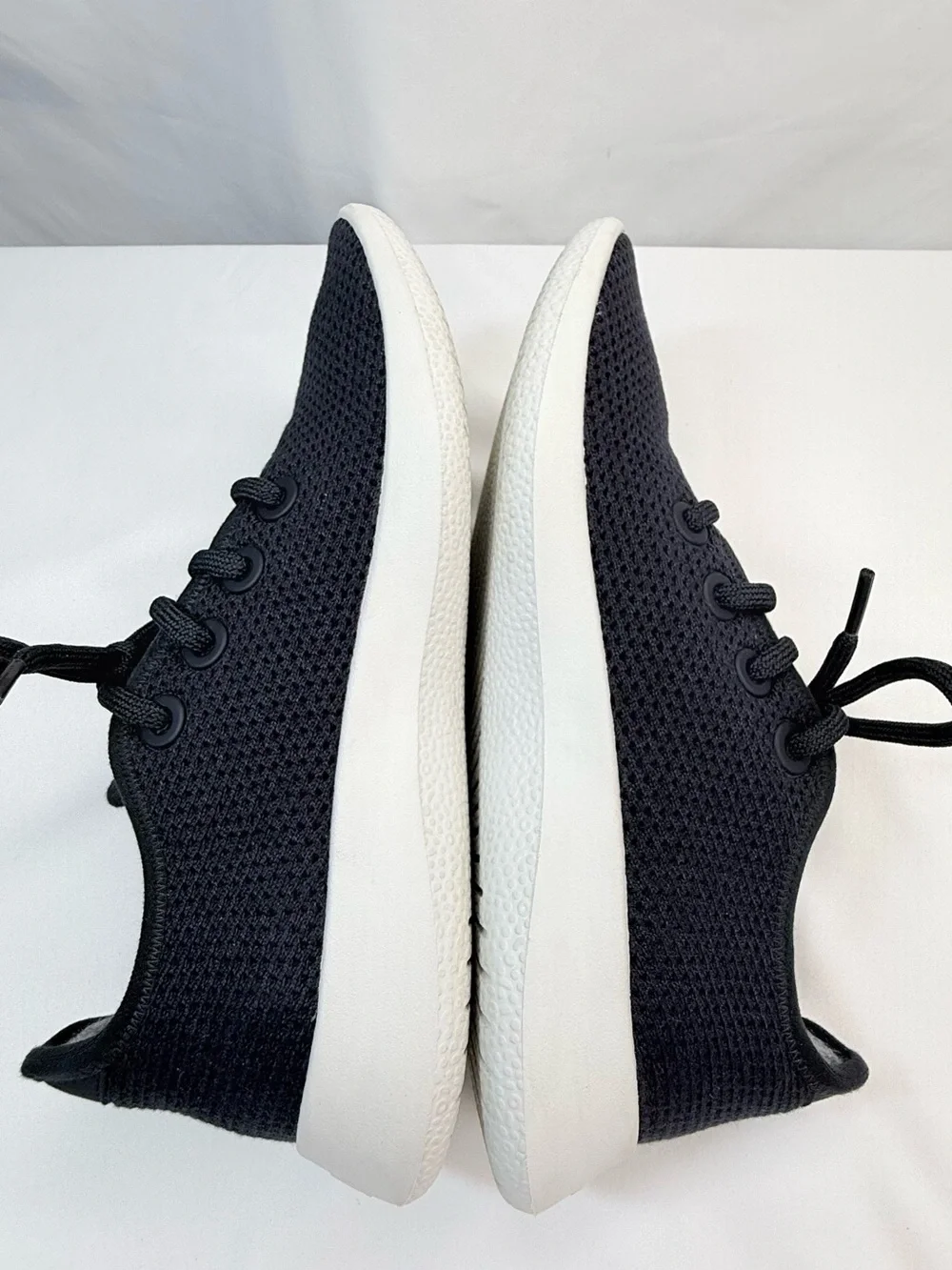 allbirds Women's Navy Blue Knit Lace-Up Sneakers with White Outsole EUC