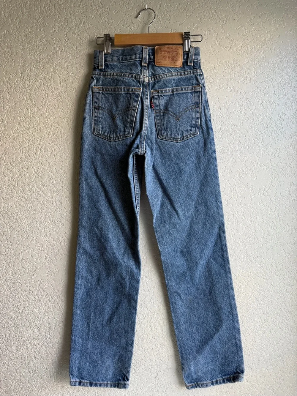 Levi's Classic Straight Leg Jeans in Blue Denim