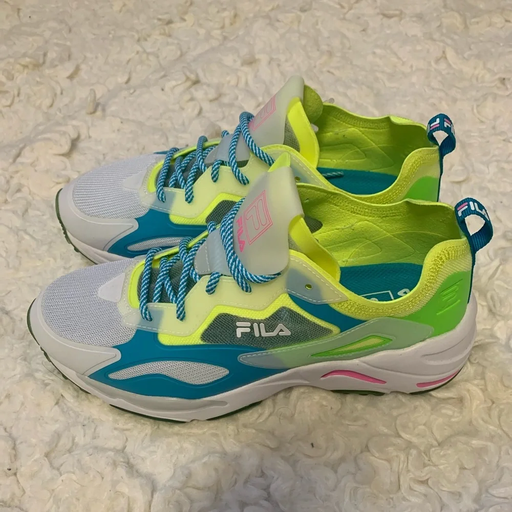 FILA Pastel Neon Cute Running Shoes EUC Sz 7.5