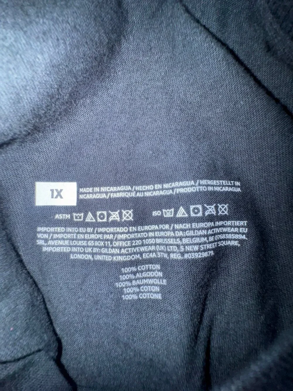 N/A black shirt