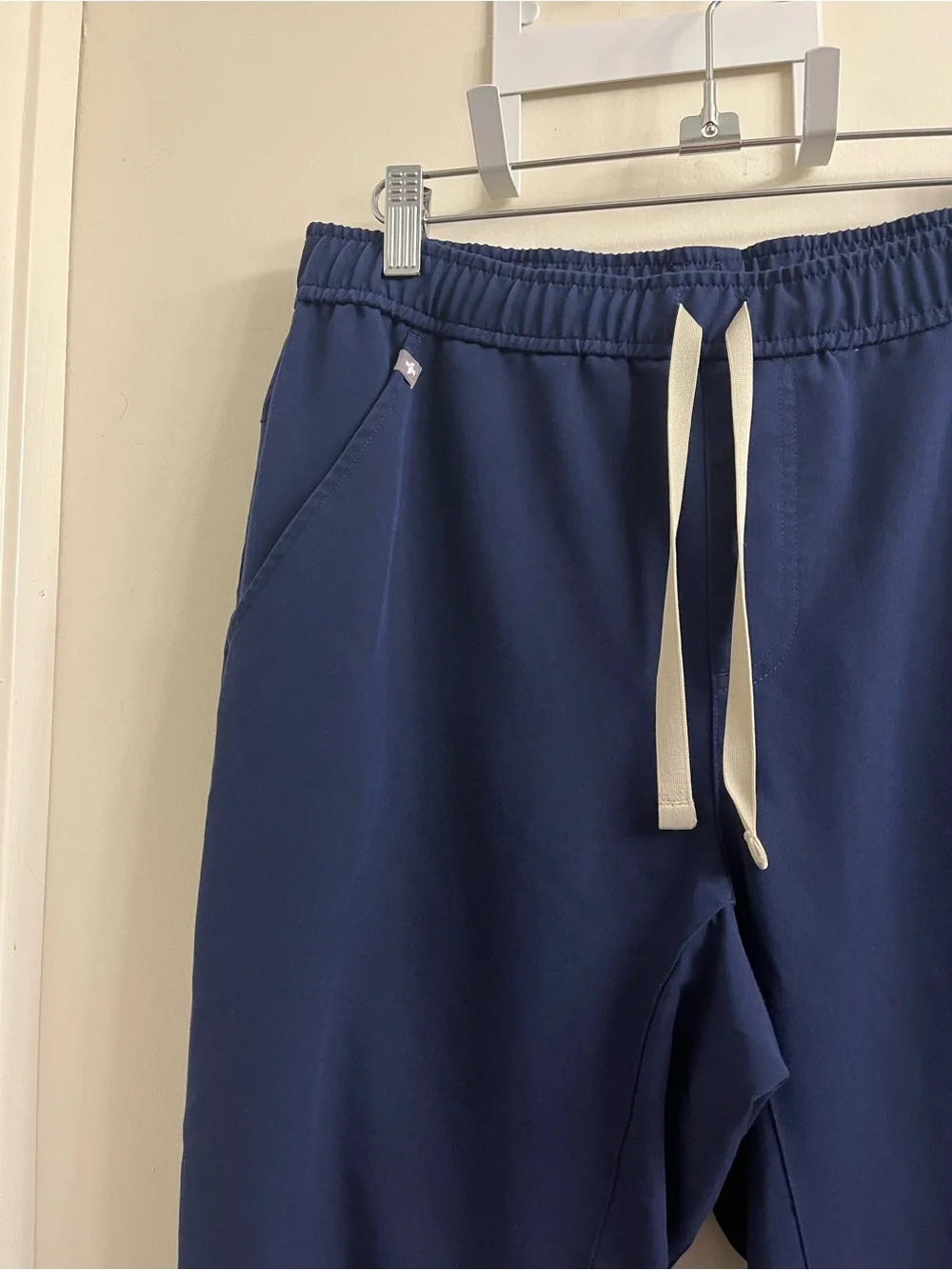Figs men’s navy
