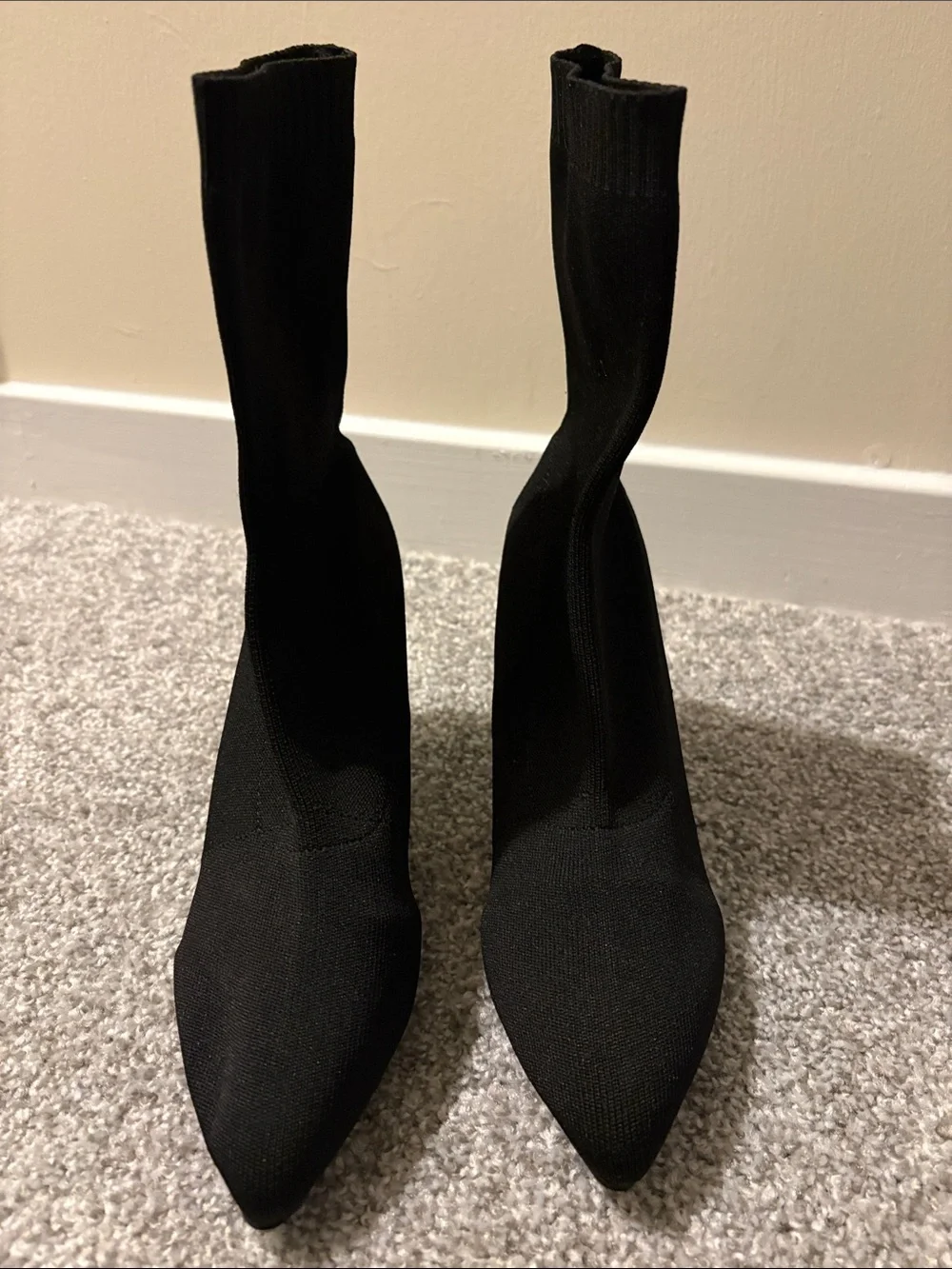 N/A sleek black