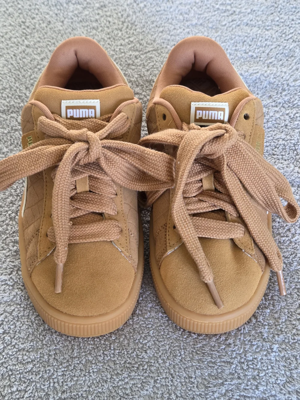 Puma women suede