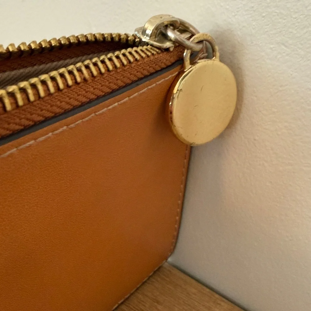 G.I.L.I. slim leather