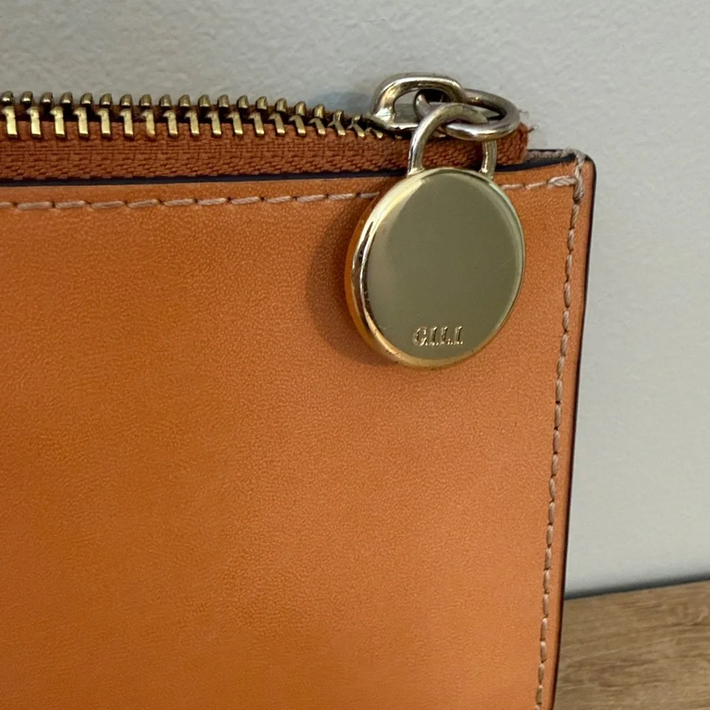 G.I.L.I. slim leather