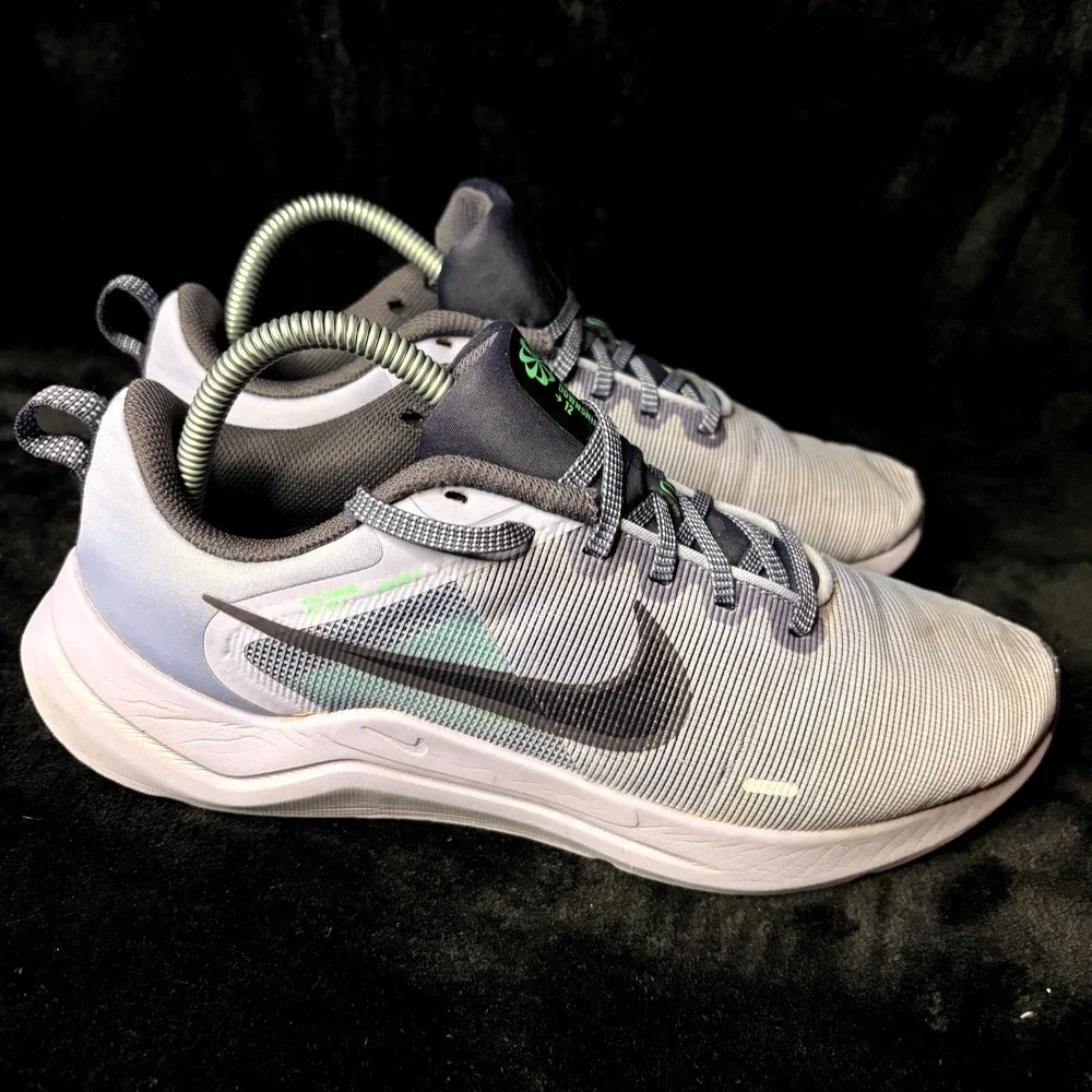 Nike Downshifter 12 DD9293-500 Mens 8 Running Shoes Indigo Haze Gridiron Sneaker