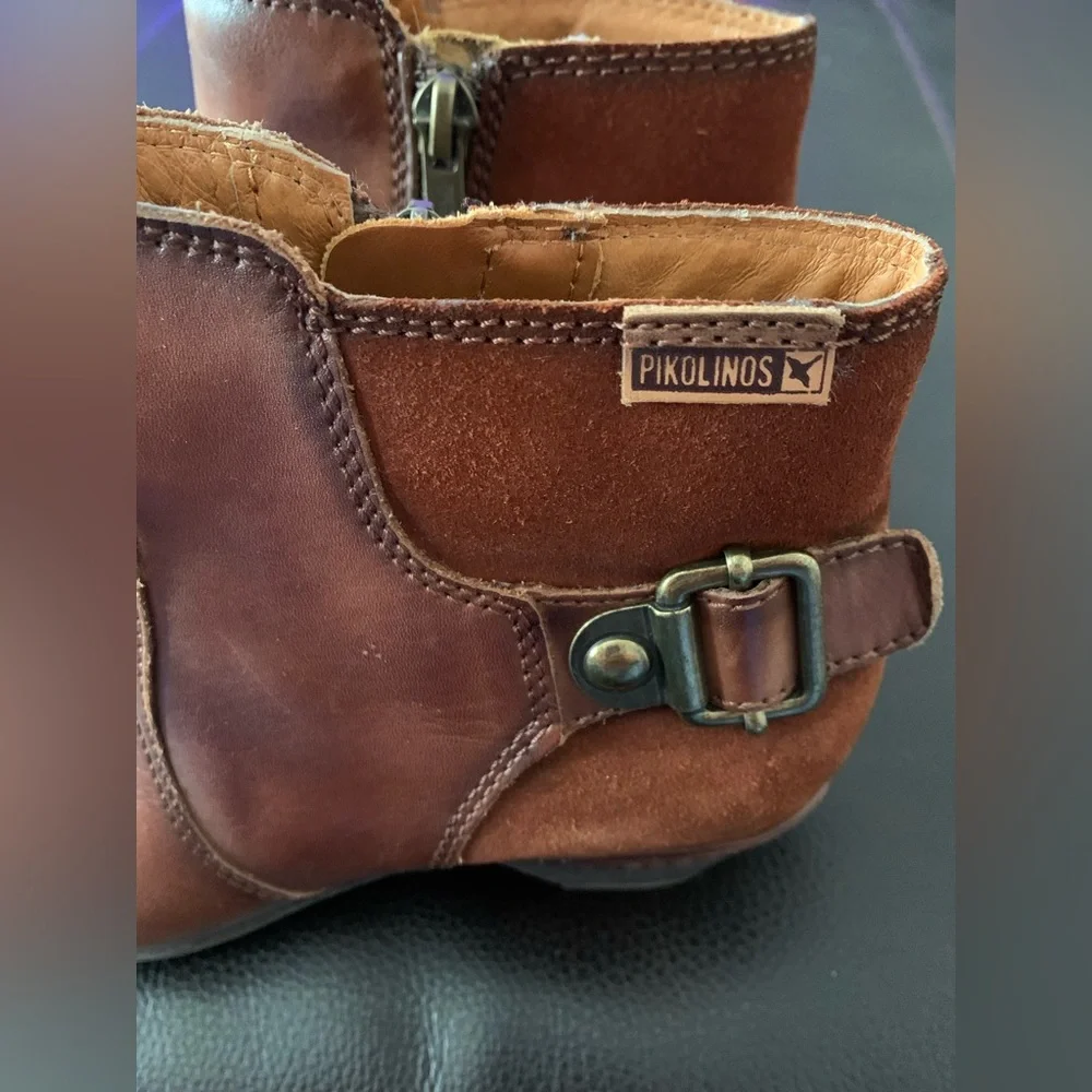 PIKOLINOS beautiful leather