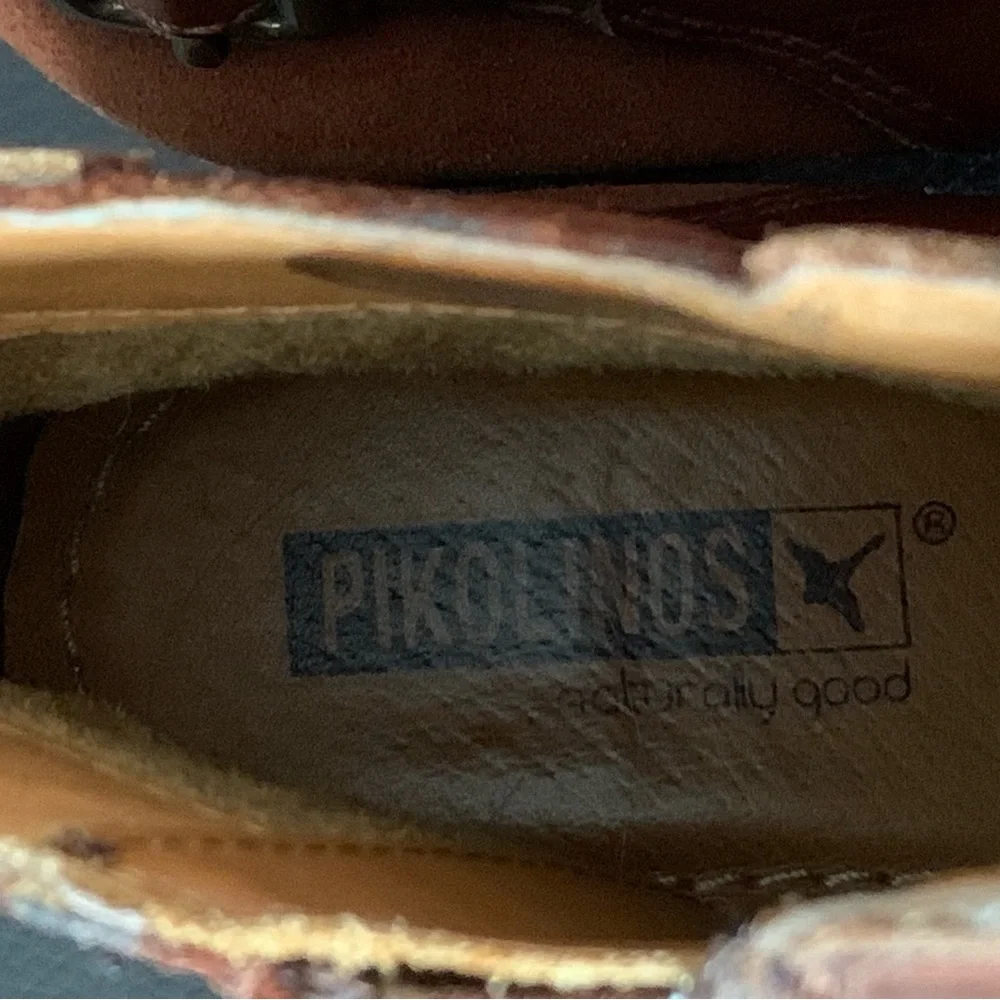 PIKOLINOS beautiful leather