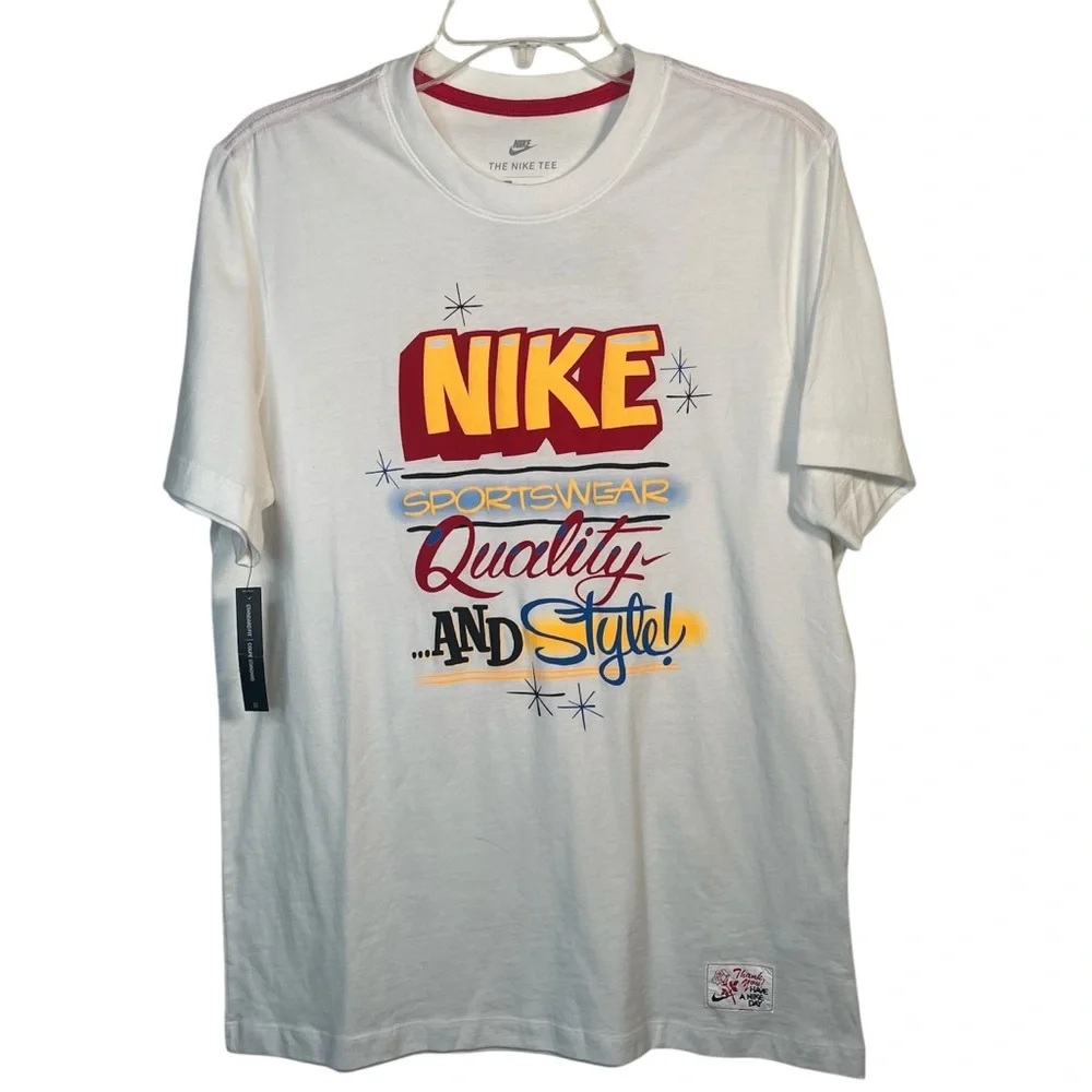 Nike sportswear tshirt