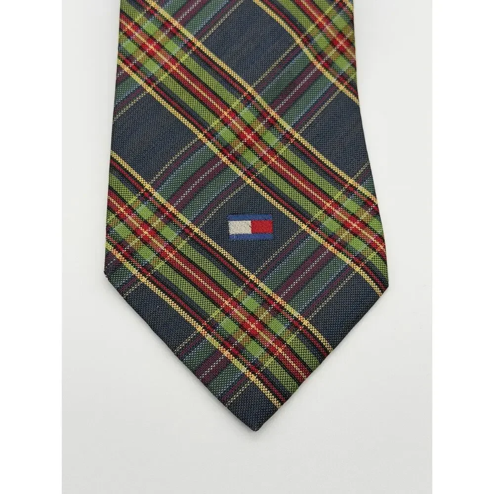 Tommy Hilfiger add classic
