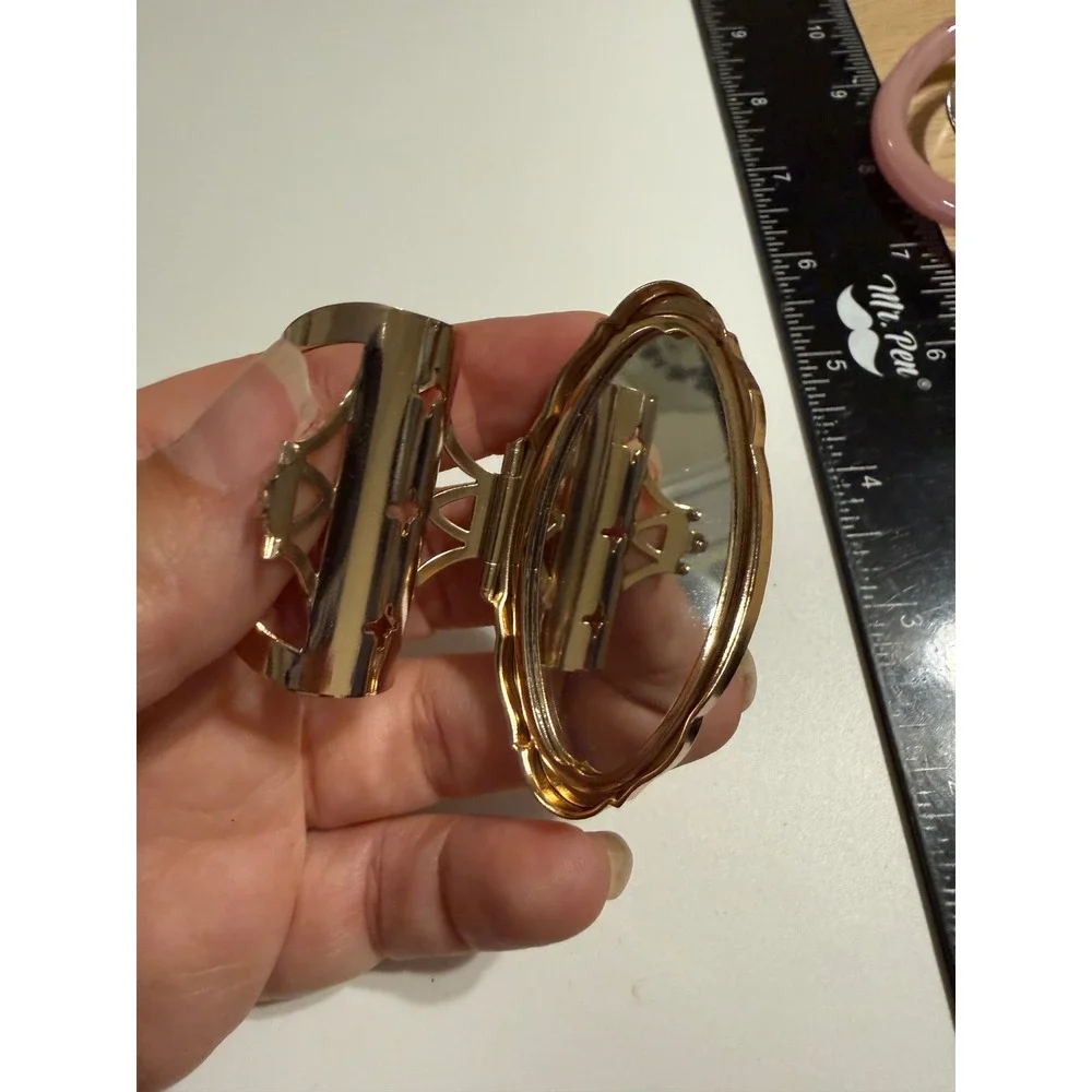Unbranded vintage style