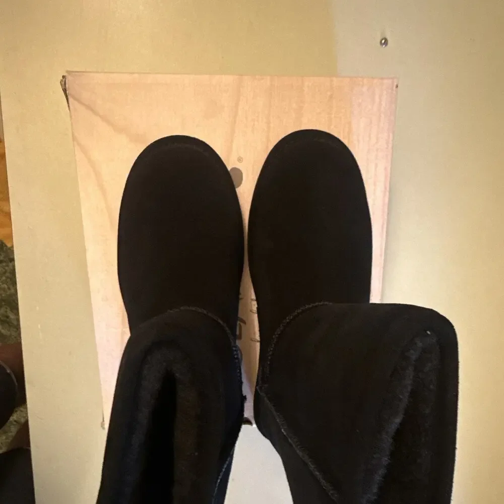 BearPaw generous luxurious