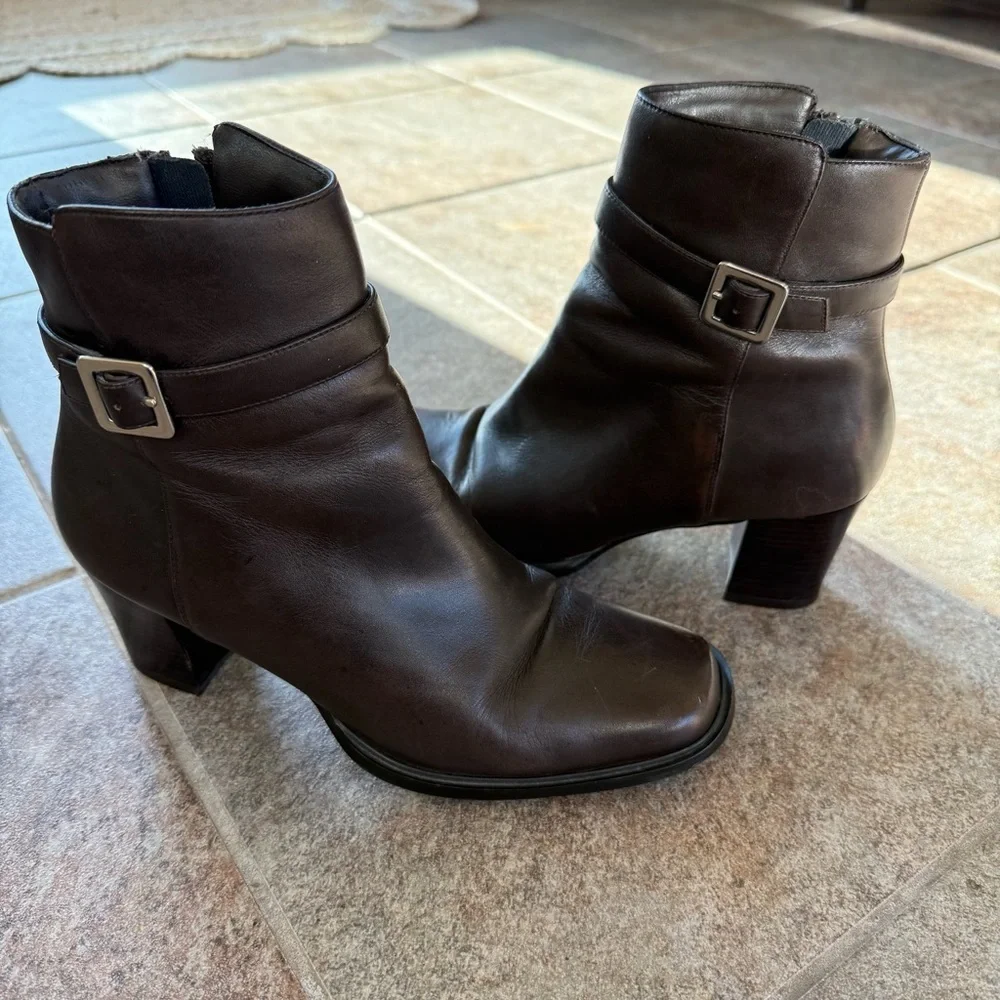 Karen Scott Brown Leather Square Toe Ankle Boots With Buckle Size 6 1/2