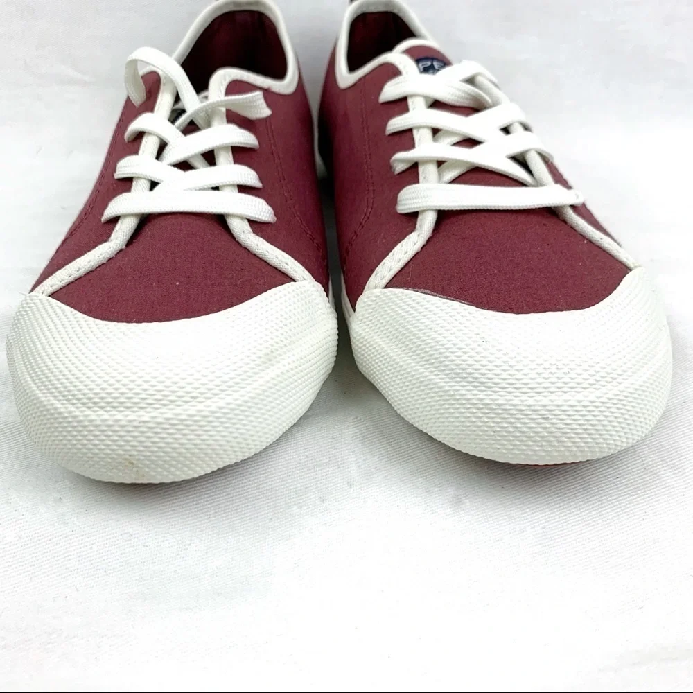 Sperry Breeze Lace Up in oxblood