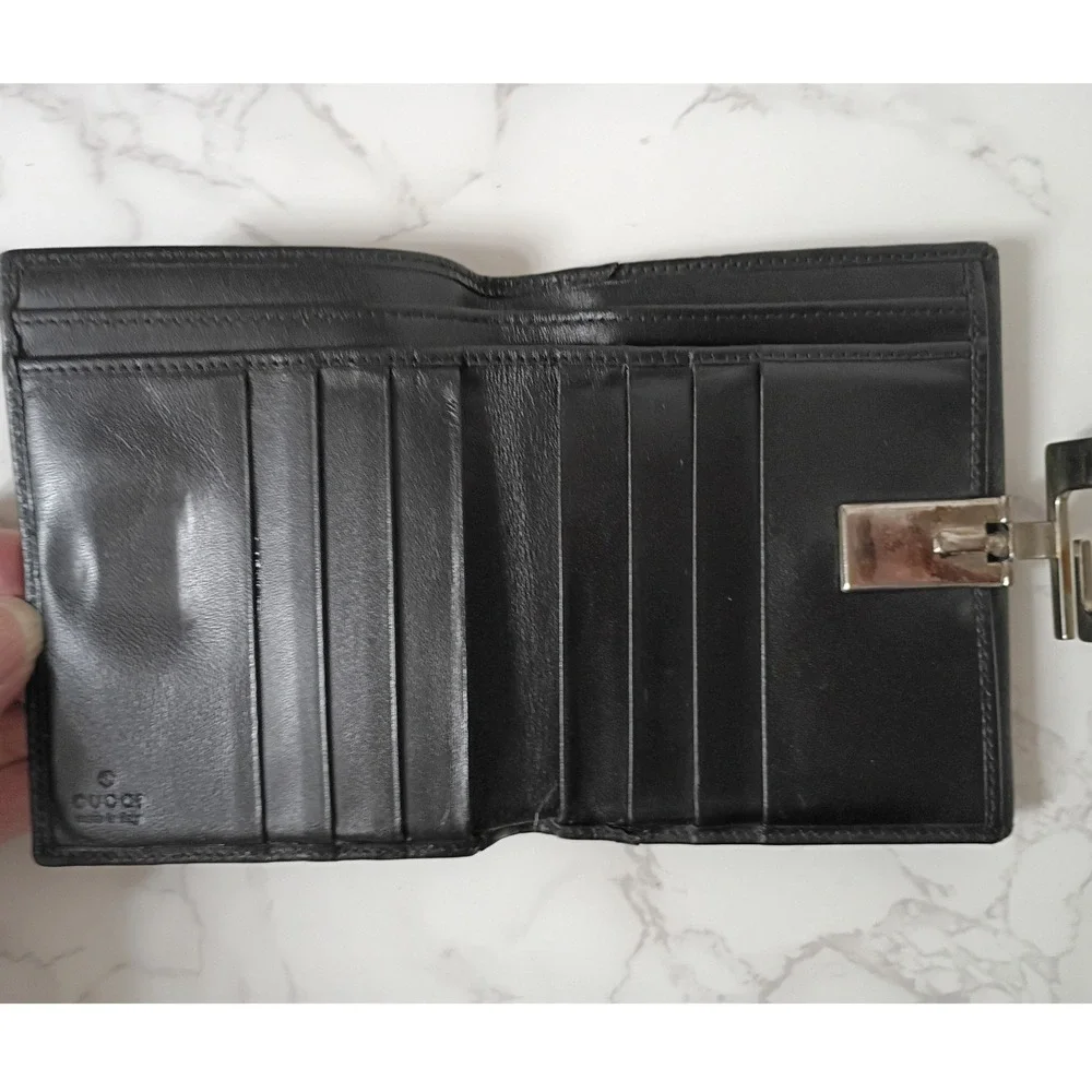 Gucci vintage smooth