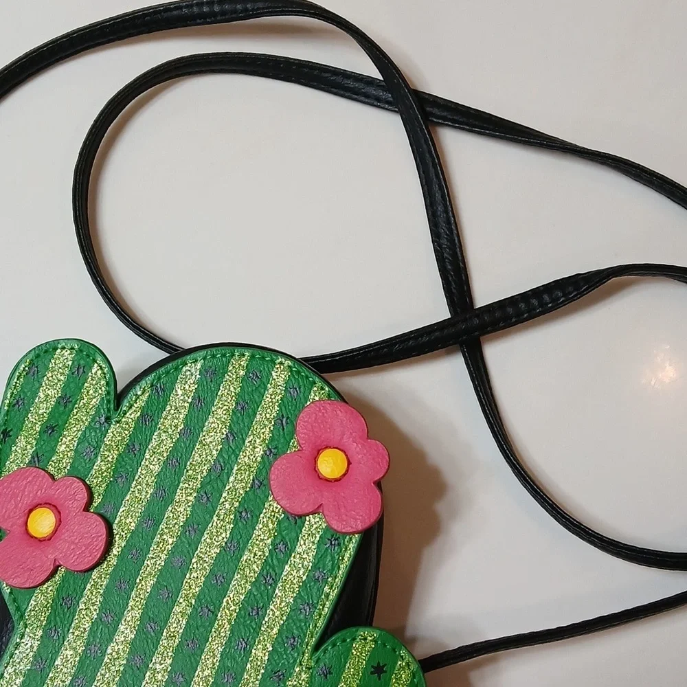 Source Unknown cactus purse