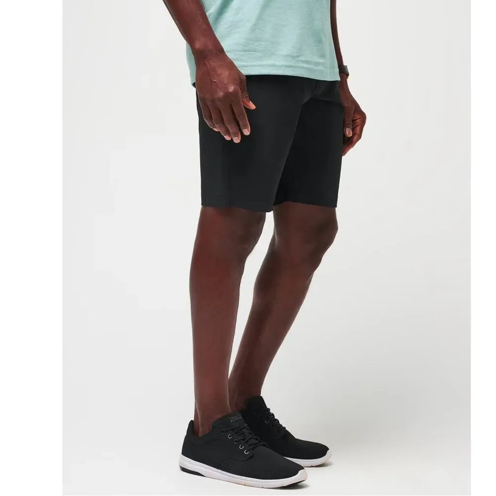 TravisMathew The Beck Perfect  Short 9.5” in Black 32