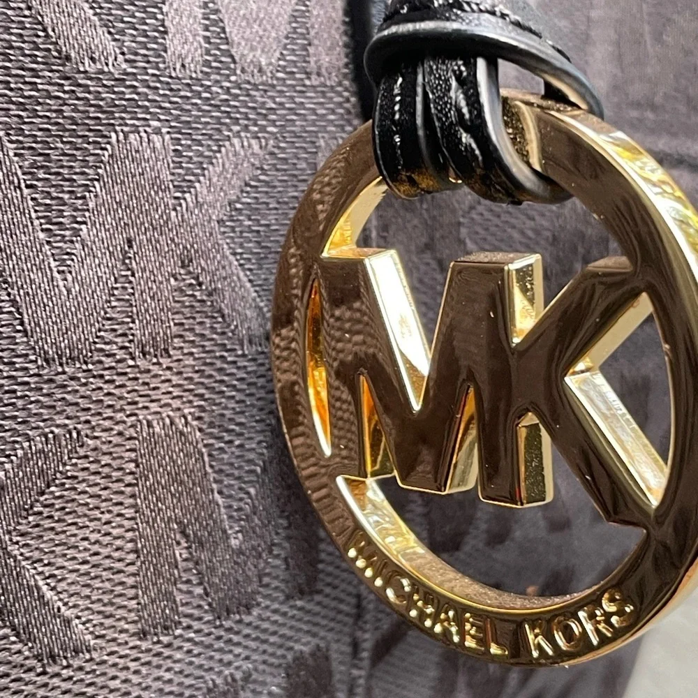 Michael Kors mk bag🍒