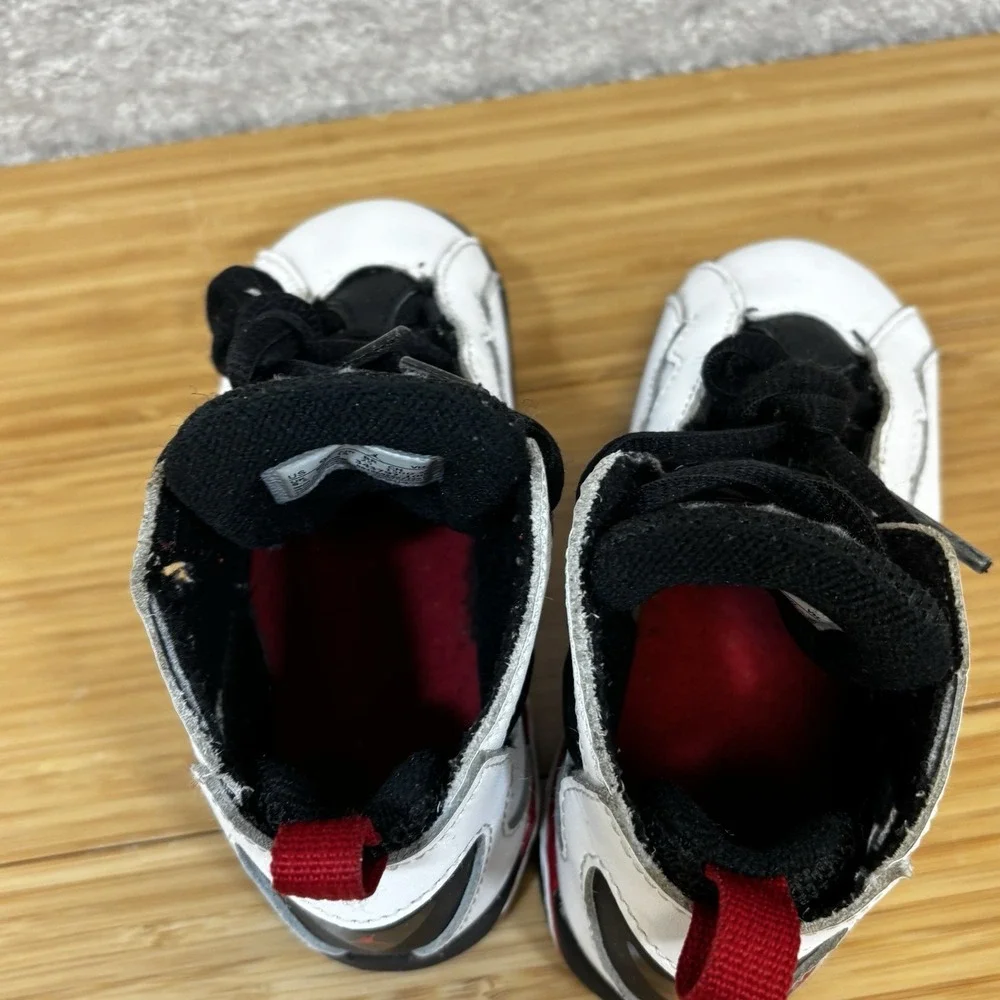 Jordan True Flight 343797-100 Toddler White/Black-Varsity Red Size 9C