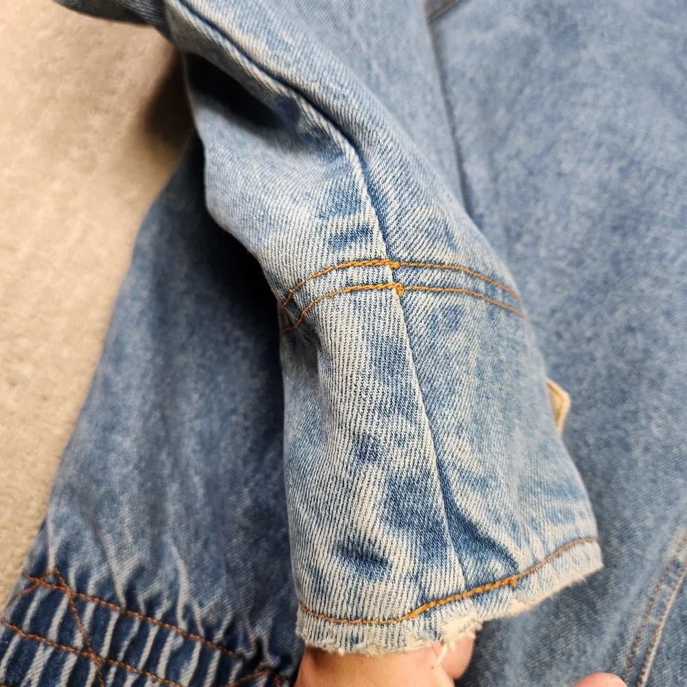 Levis has some