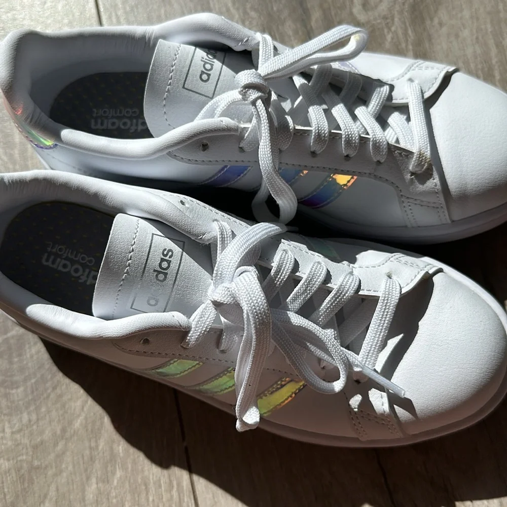adidas excellent barely