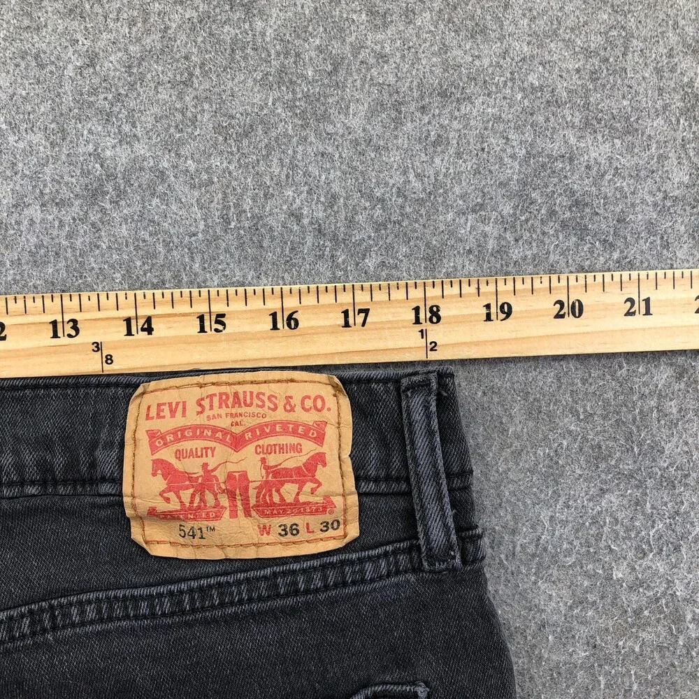 Levis 541 Jeans Mens 36x30 Black Charcoal Wash Athletic Straight Denim Pants