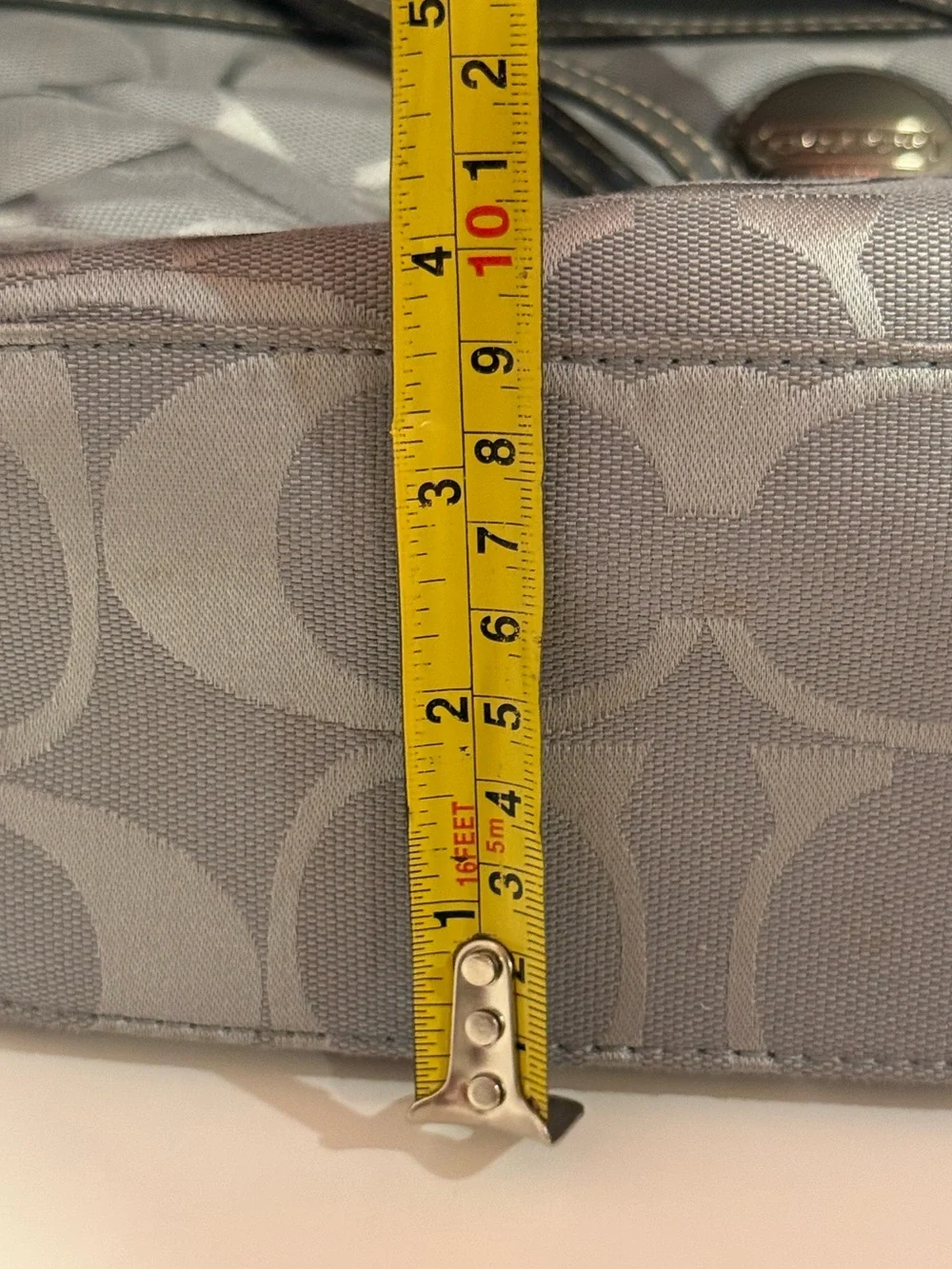Coach gorgeous authentic