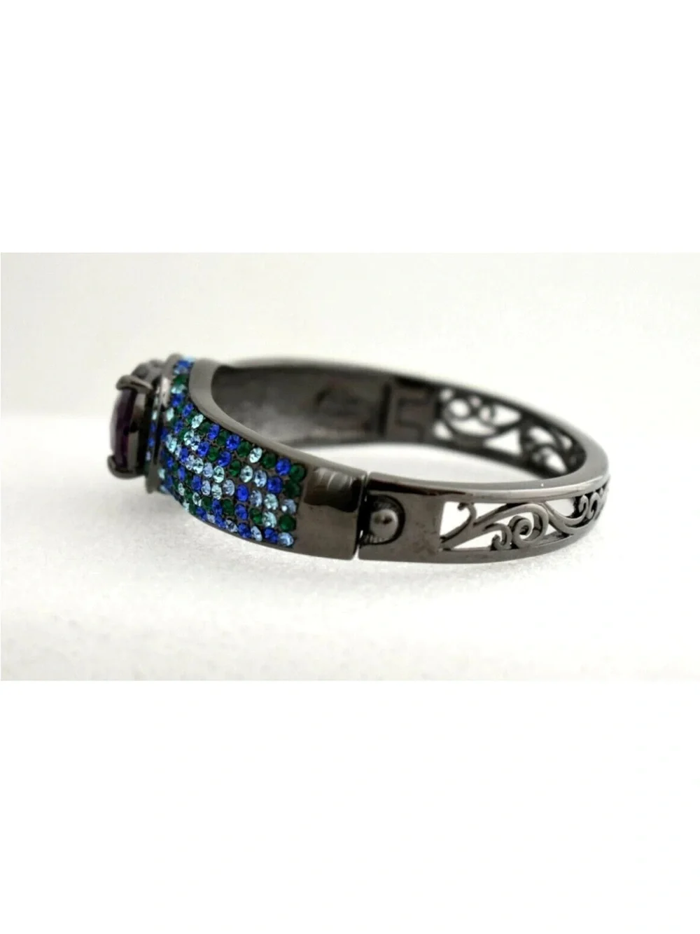 Pjm bracelet featuring