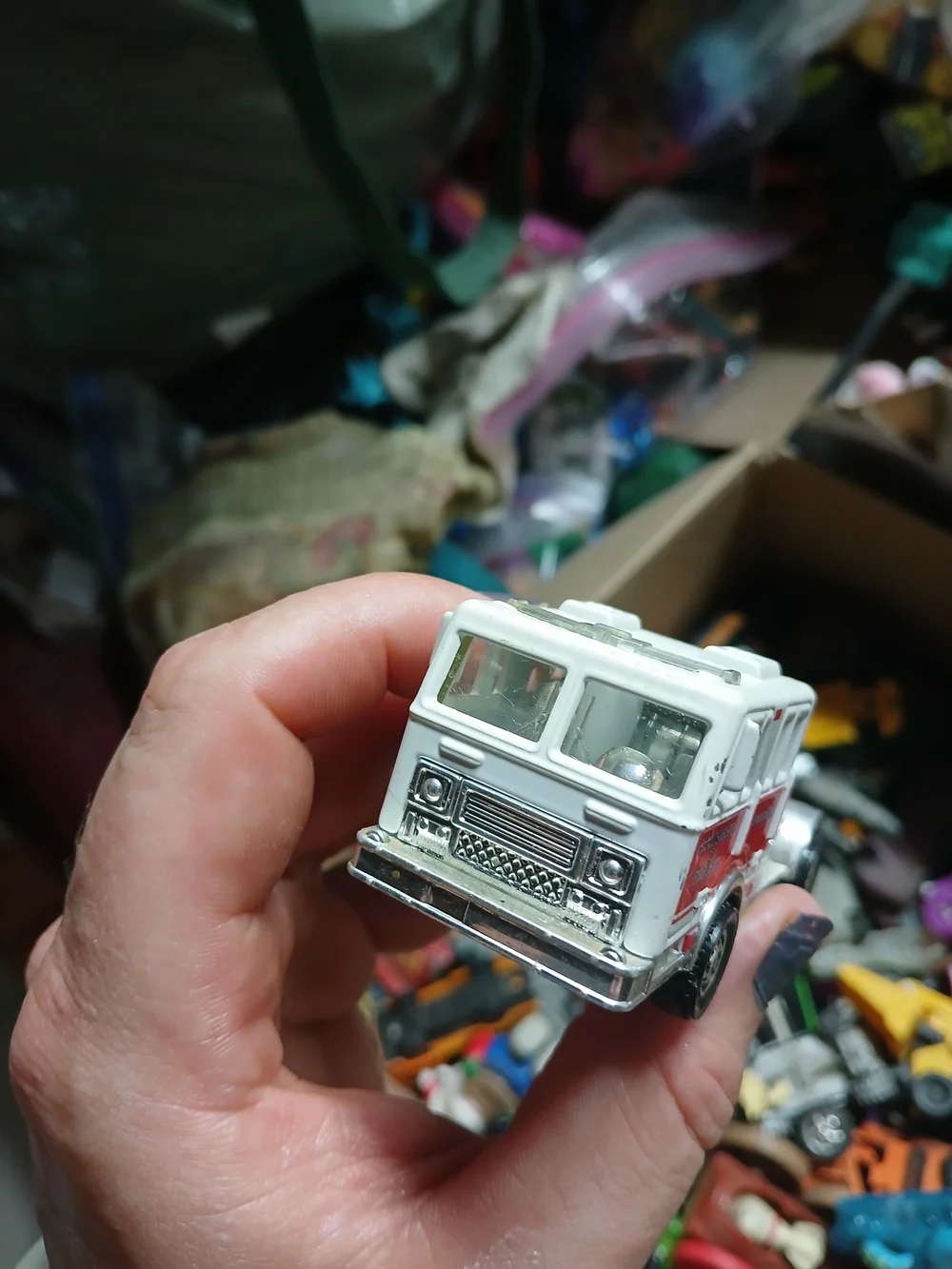 MATCHBOX fire san active