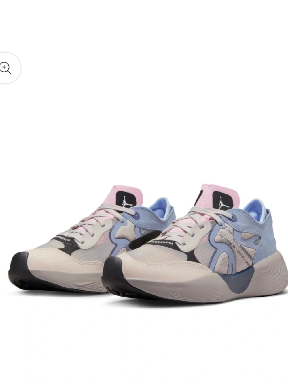 Jordan modern trainer
