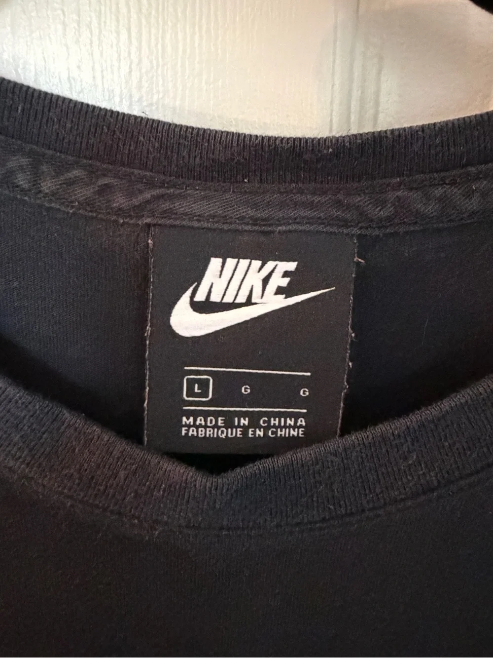 Nike classic geometric