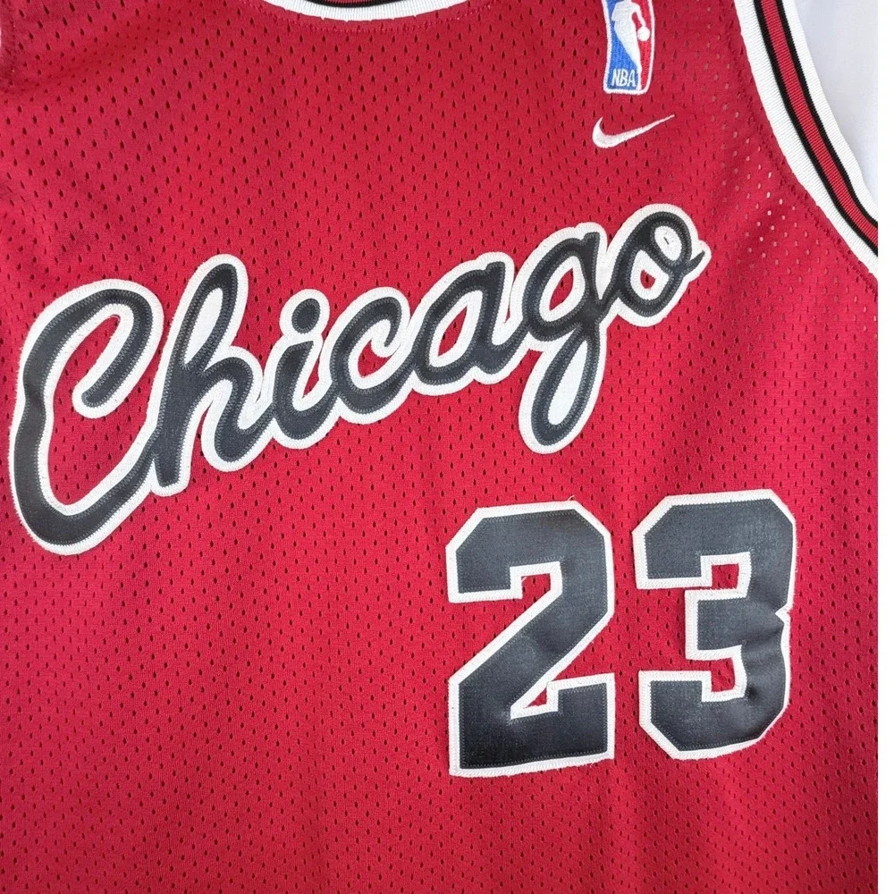 Nike Team Sports Michael Jordan 23 Chicago Bulls Jersey XL Flight 8403 Red