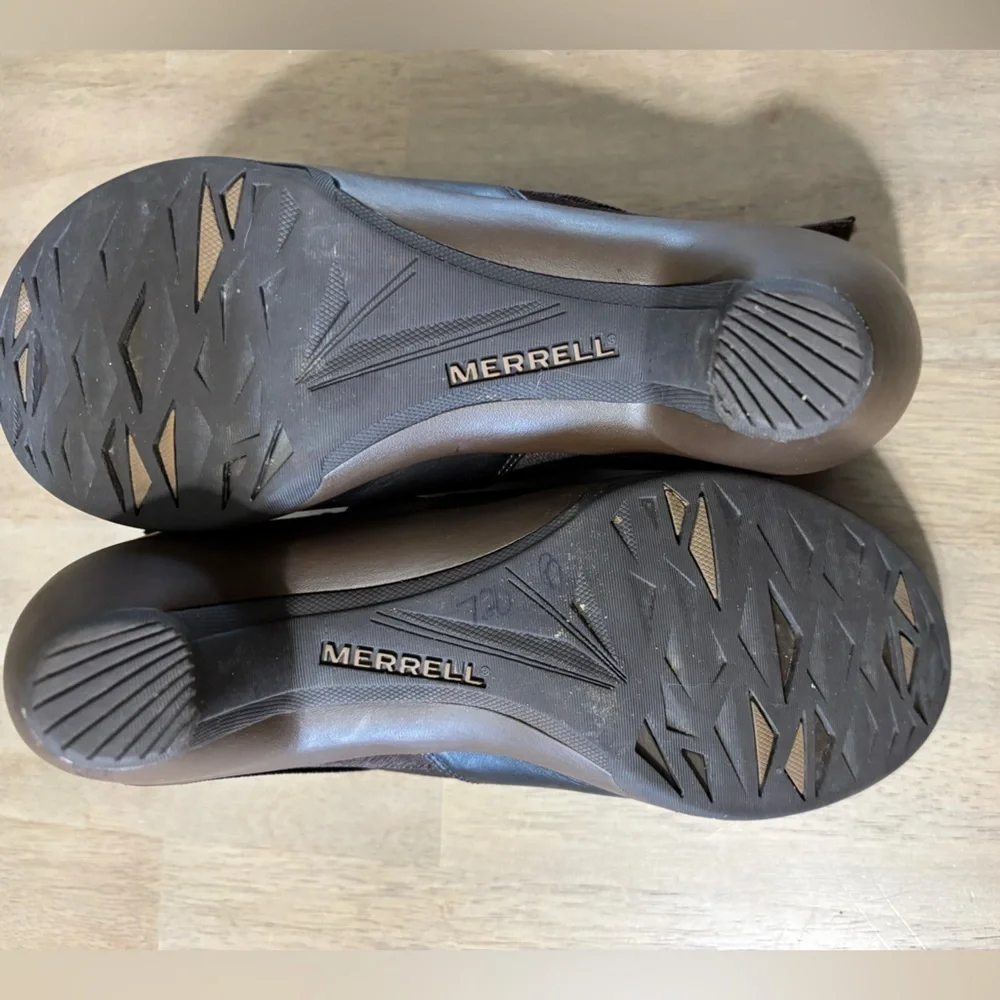 Merrell Expresso Leather Booties with Chunky Heel size 7