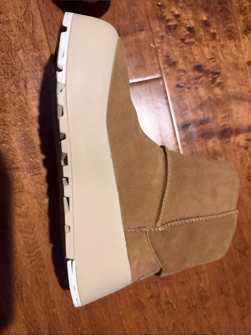 Ugg platform boots Size 7