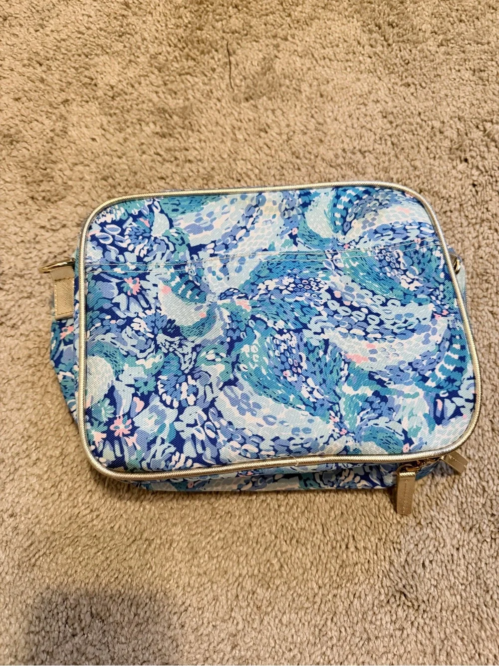 Lilly Pulitzer could good box