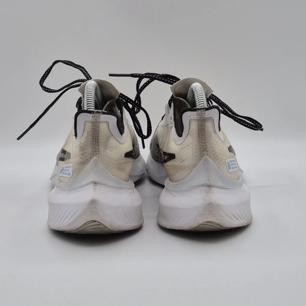 Nike zoom gravity