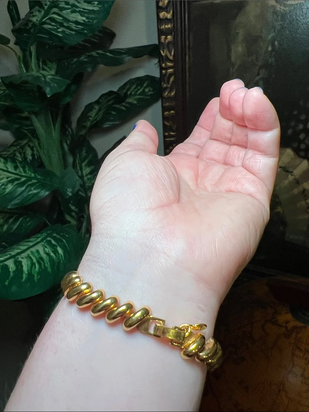 Vintage shiny women comfortable