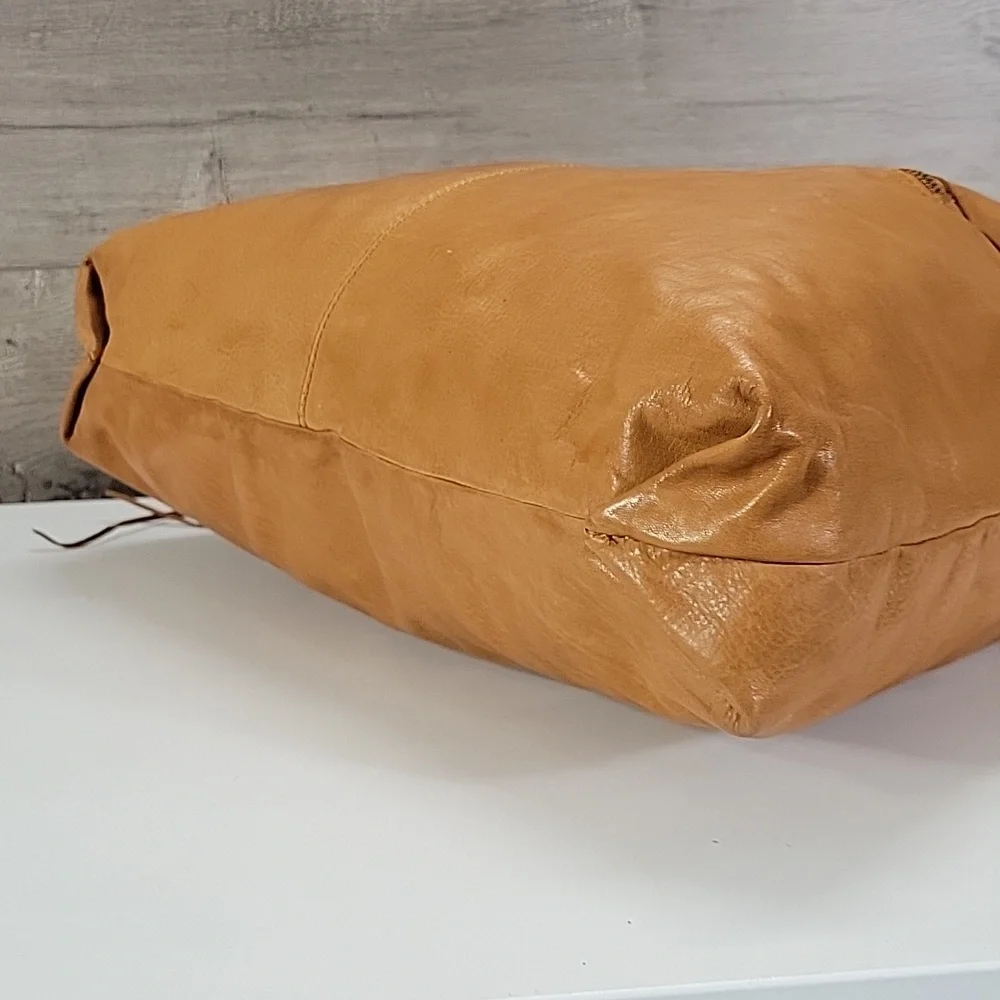 Large Vilenca Holland Tan Leather Shoulder Hobo Bag