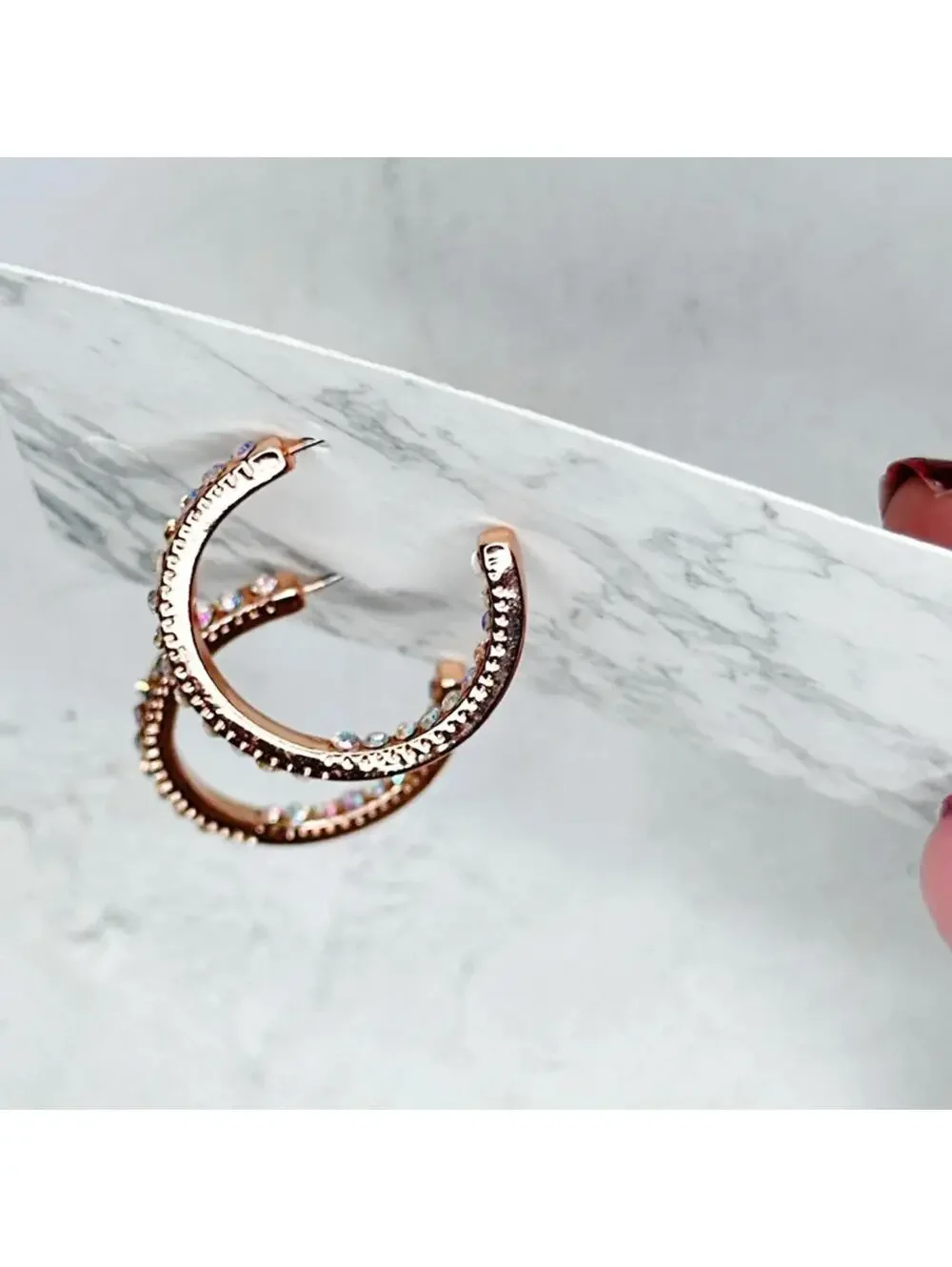 7488u. Rosegold Tone Hoop Earrings