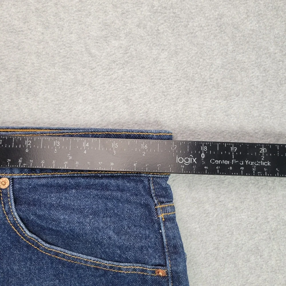 Levis excellent pre